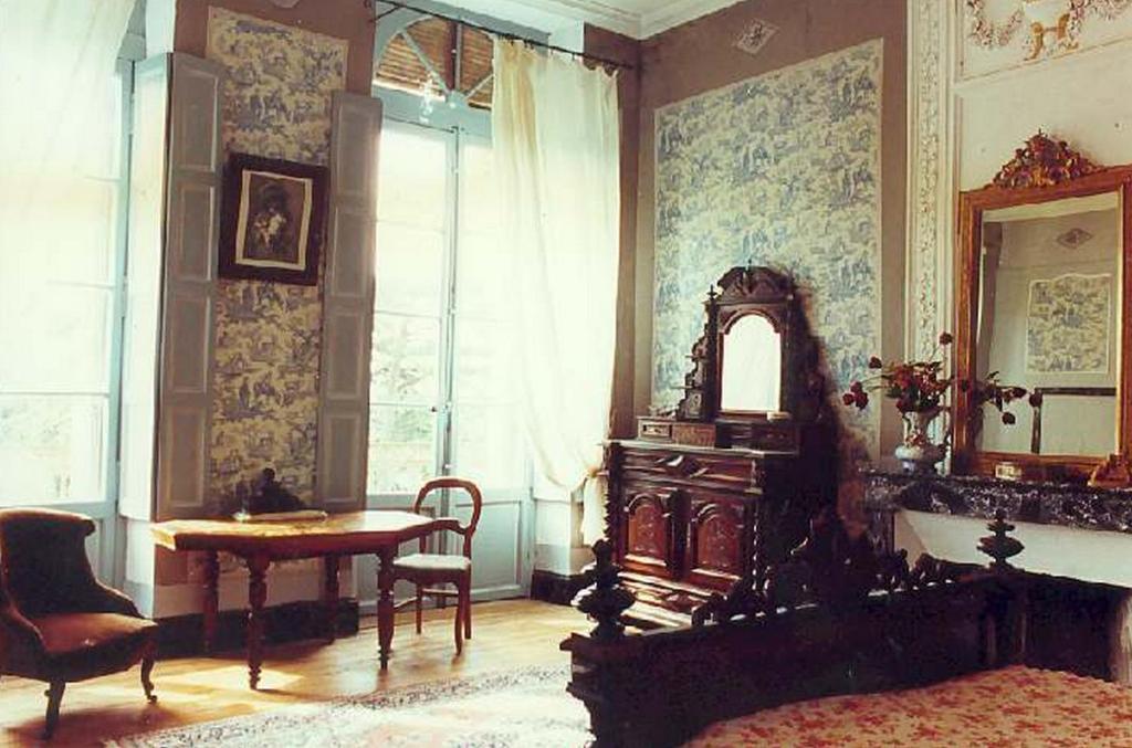 Chambres D'Hotes Du Chateau De Saint Sulpice La Sauvetat-sur-Lède Habitación foto